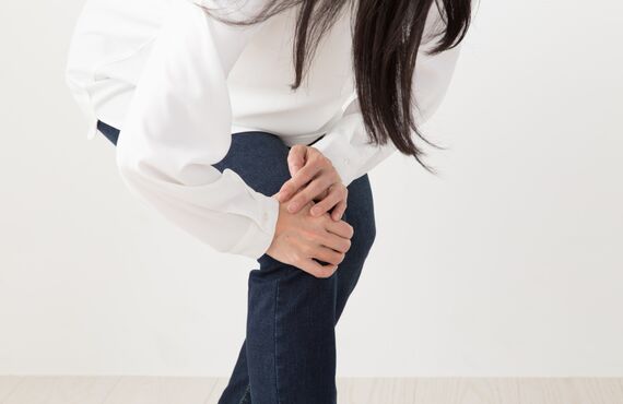 加齢による膝痛に鍼を用いて施術 | 宝塚の鍼灸なら健やかな巡りをもたらす巡り鍼灸院